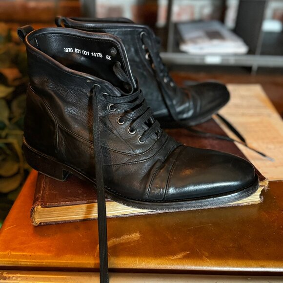 $698 JOHN VARVATOS Fleetwood Black BOOTS (sz 8.5) - Picture 1 of 10